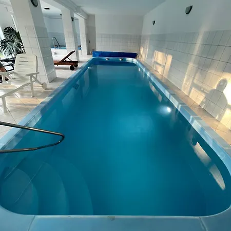 Mini Eden Vendeghaz Látrány