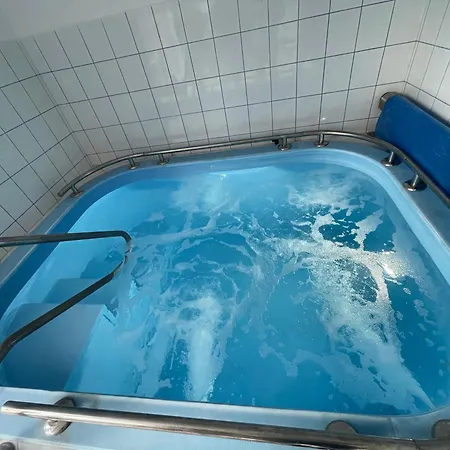 Mini Eden Vendeghaz *