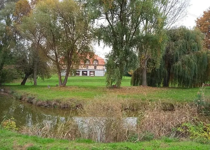 Mini Eden Vendeghaz *