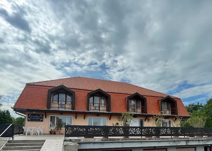 Mini Eden Vendeghaz בית אירוח